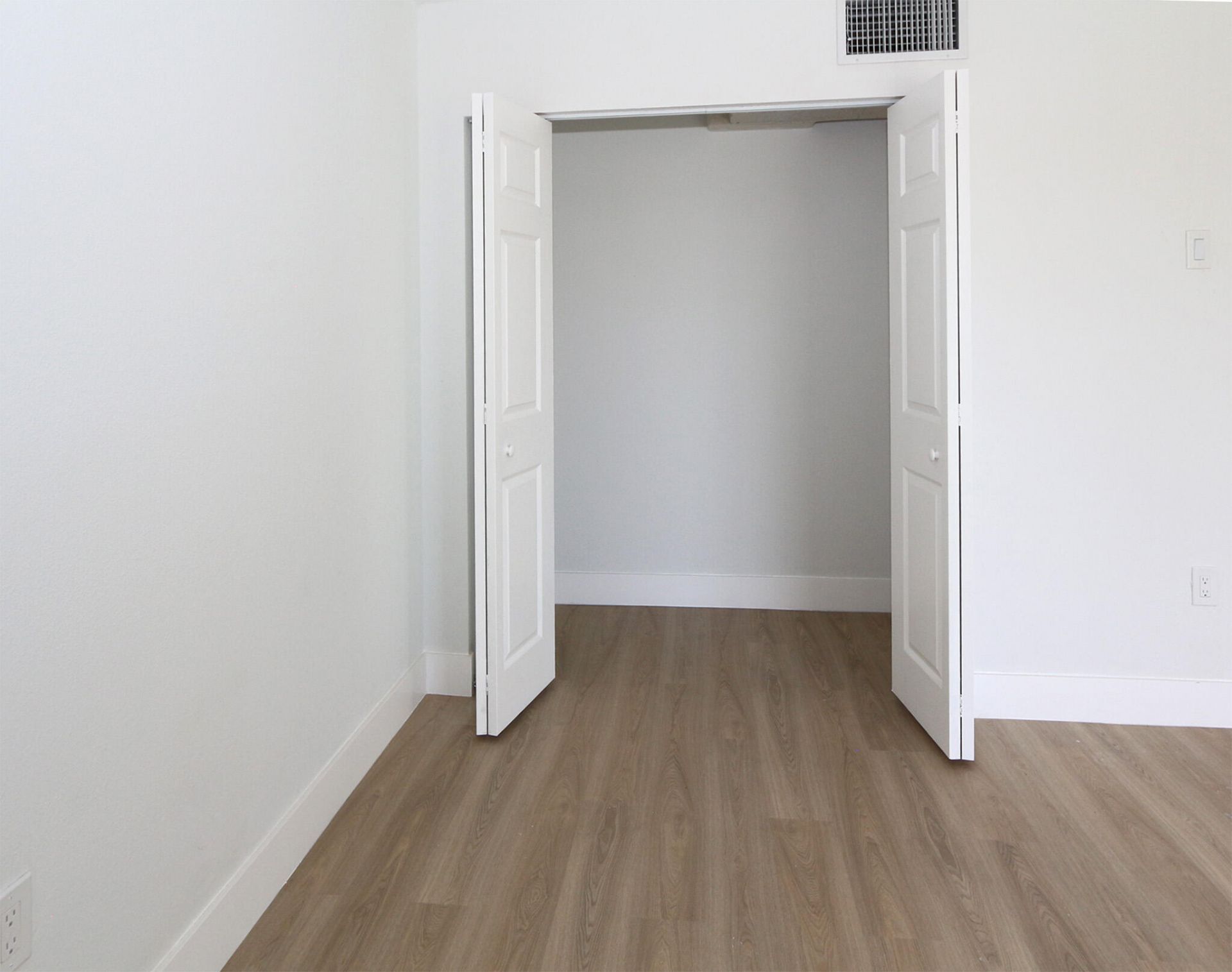 20120 NE 2nd Avenue, Unit W20, Miami Gardens, FL 33179 Photo