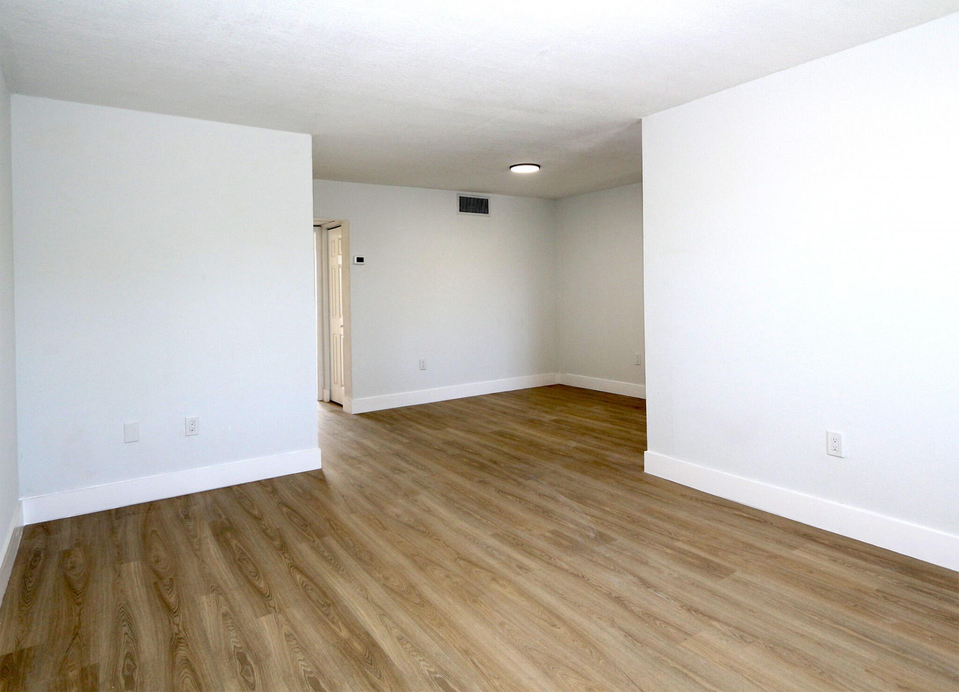 20120 NE 2nd Avenue, Unit W20, Miami Gardens, FL 33179 Photo
