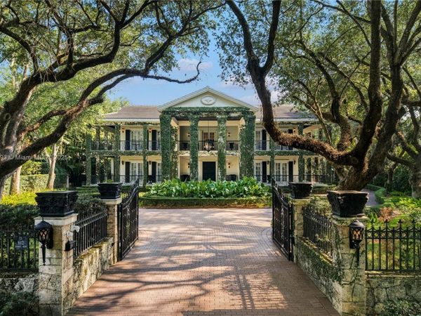 612 Sunset Dr, Coral Gables, FL 33143