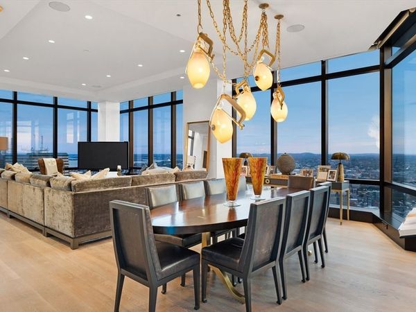 1 Franklin St, Unit PH3E, Boston, MA 02110