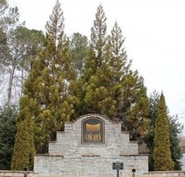 743 Crestwell Circle, Atlanta, GA 30331 Main Photo