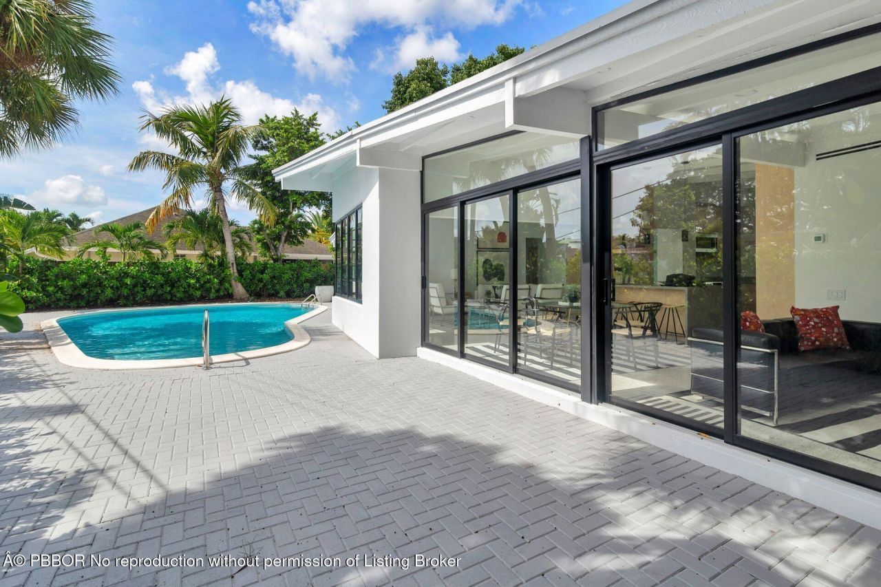 7512 W Lake Drive, West Palm Beach, FL 33406 Photo