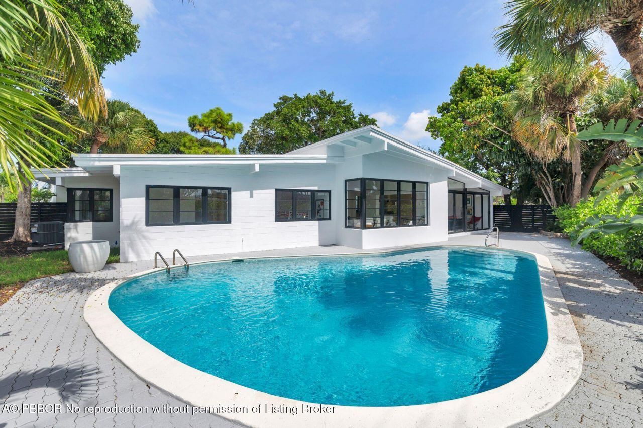 7512 W Lake Drive, West Palm Beach, FL 33406 Photo