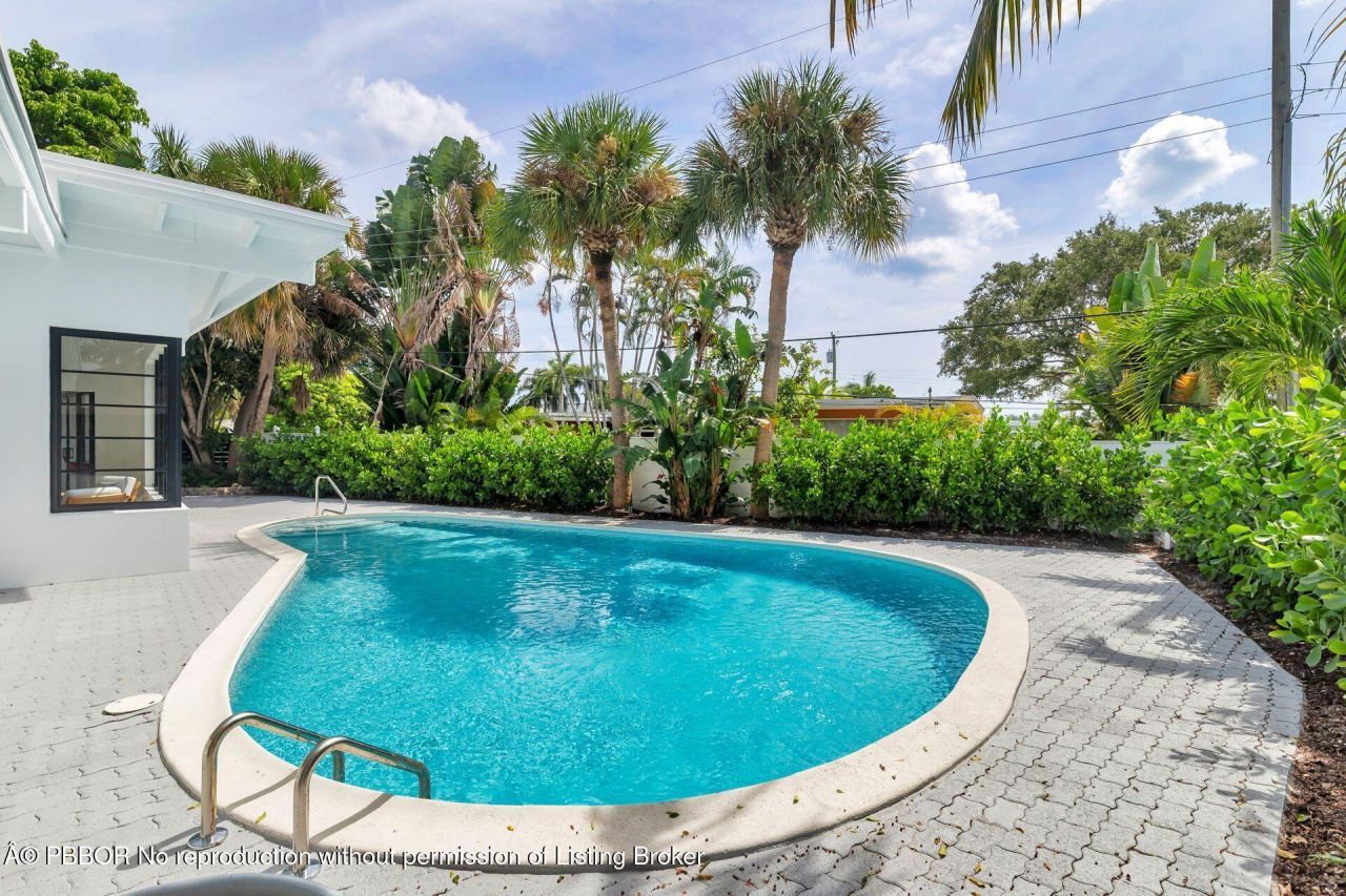 7512 W Lake Drive, West Palm Beach, FL 33406 Photo