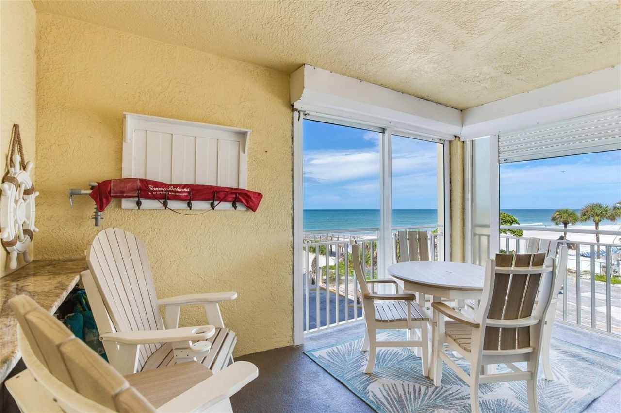 17450 Gulf Boulevard, Unit 206, Redington Shores, FL 33708 Photo