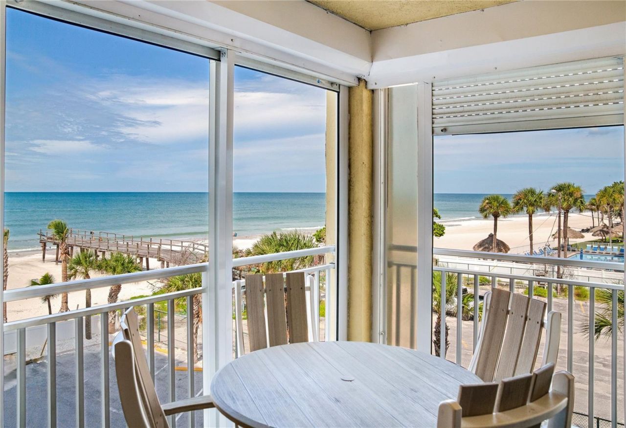 17450 Gulf Boulevard, Unit 206, Redington Shores, FL 33708 Photo