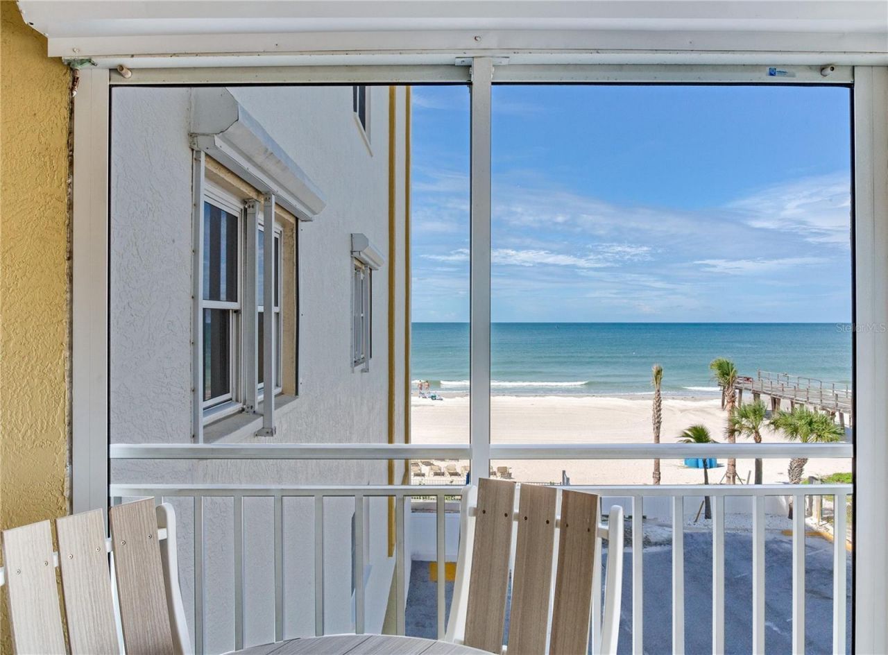 17450 Gulf Boulevard, Unit 206, Redington Shores, FL 33708 Photo
