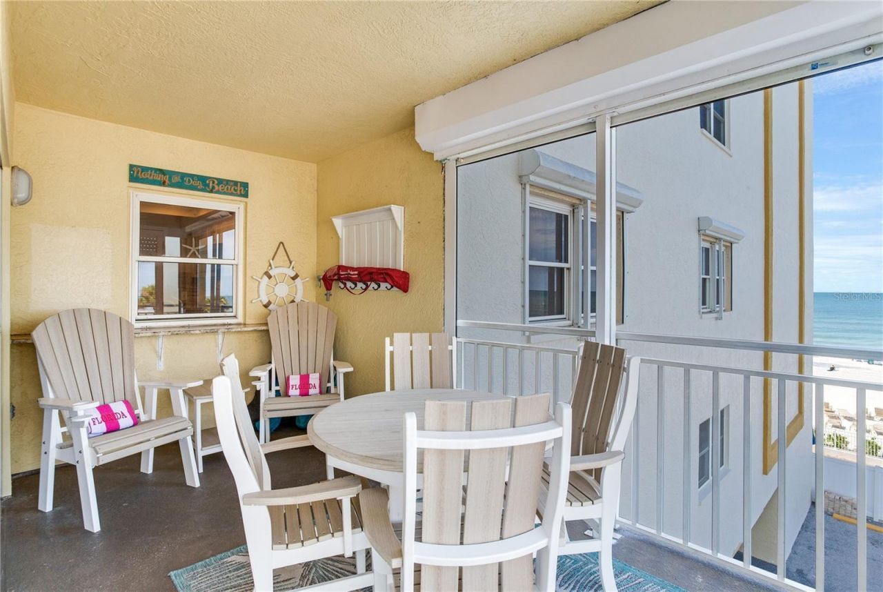 17450 Gulf Boulevard, Unit 206, Redington Shores, FL 33708 Photo
