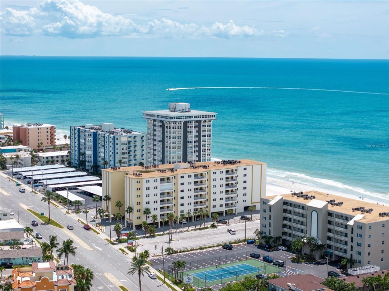 17450 Gulf Boulevard, Unit 206, Redington Shores, FL 33708 Photo