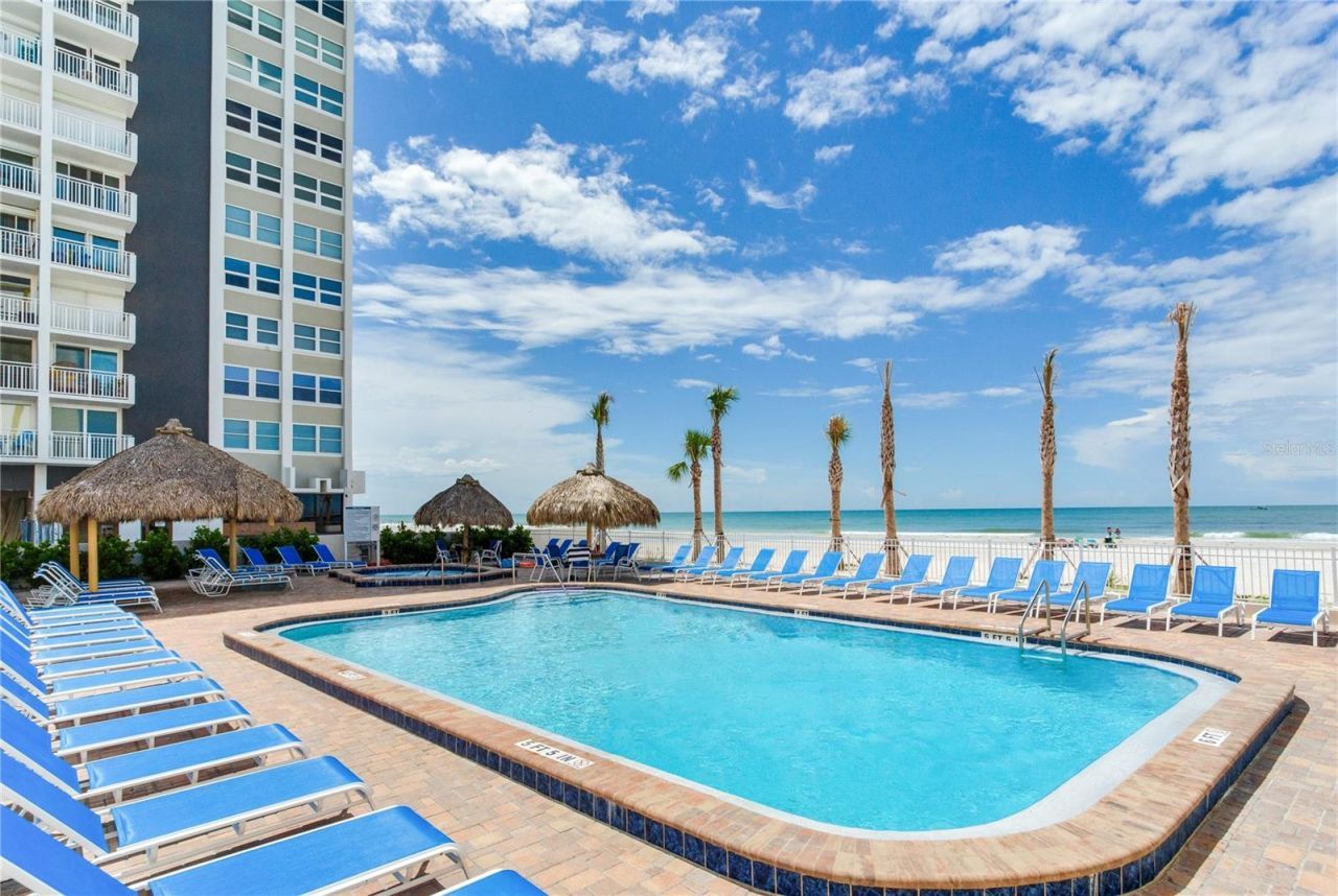 17450 Gulf Boulevard, Unit 206, Redington Shores, FL 33708 Photo