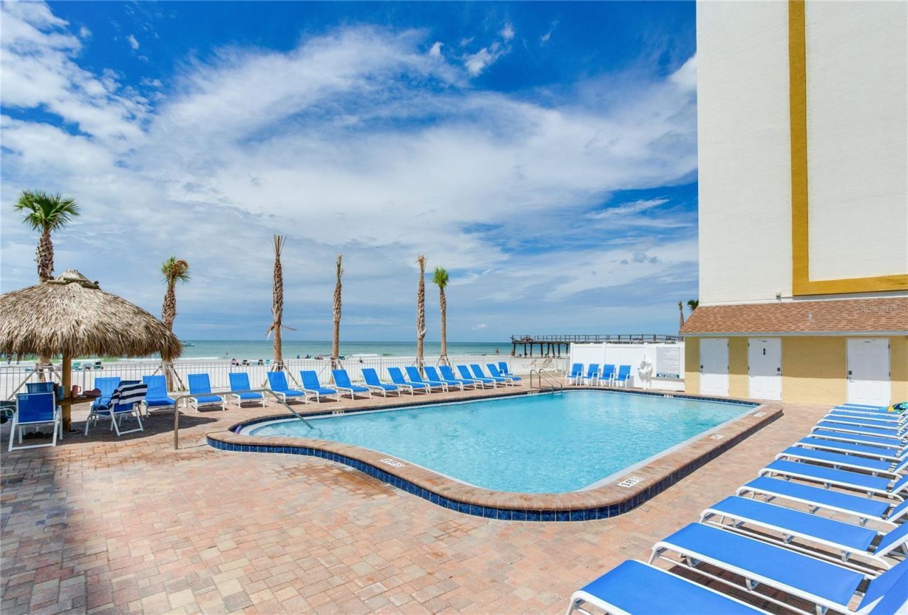 17450 Gulf Boulevard, Unit 206, Redington Shores, FL 33708 Photo