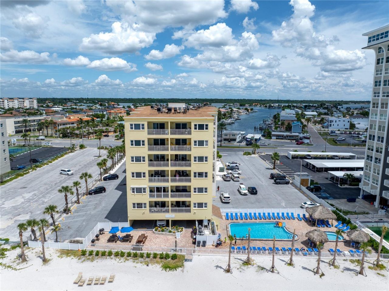 17450 Gulf Boulevard, Unit 206, Redington Shores, FL 33708 Photo