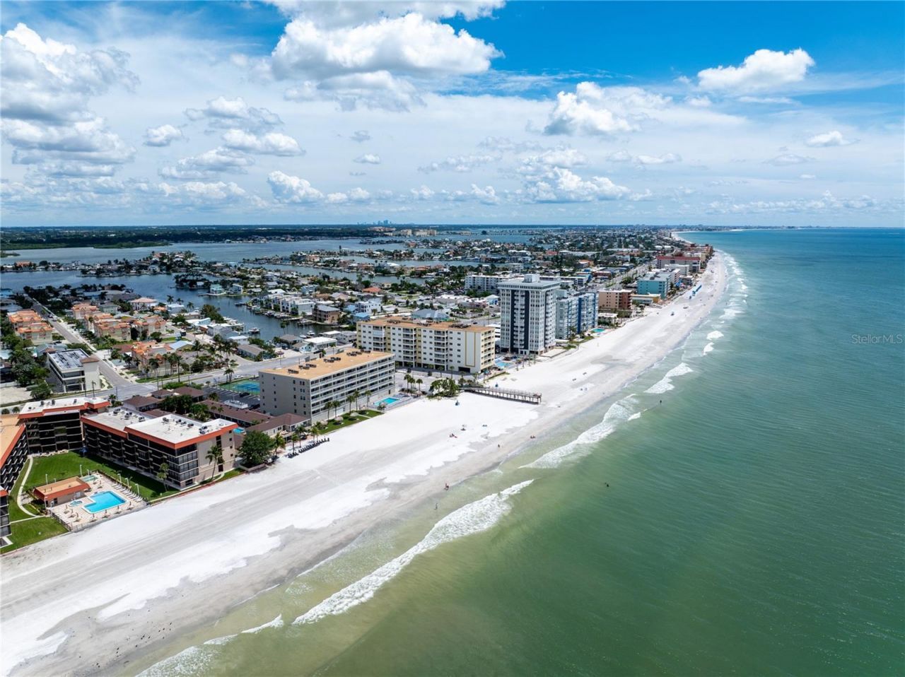 17450 Gulf Boulevard, Unit 206, Redington Shores, FL 33708 Photo