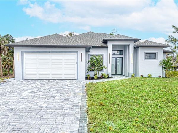 821 Atherton AVE, LEHIGH ACRES, FL 33971
