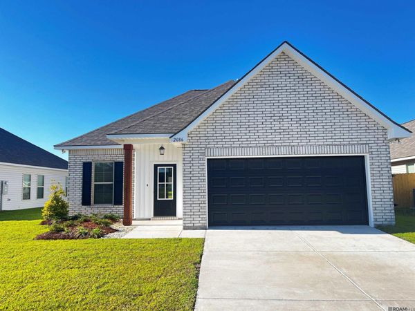 2086 Sherri's Way, Port Allen, LA 70767