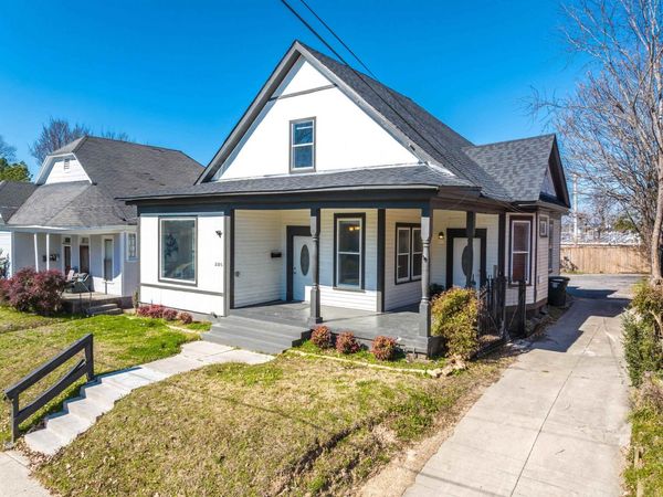 2096 LINDEN AVE, Memphis, TN 38104