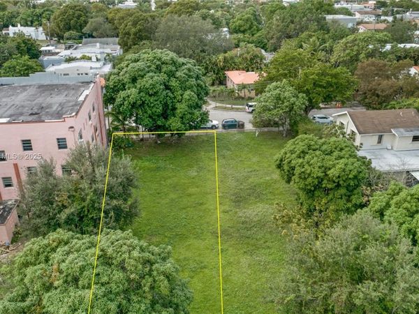 1001 SW 15th Ave, Miami, FL 33135