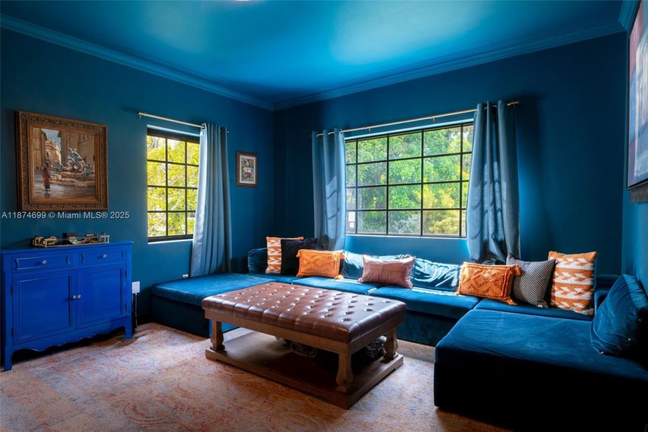 5149 Alton Rd, Miami Beach, FL 33140 Photo