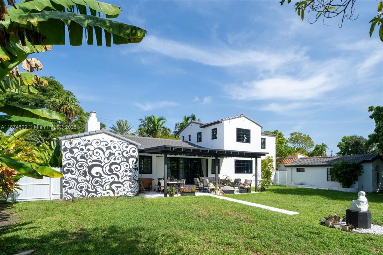 5149 Alton Rd, Miami Beach, FL 33140 Photo