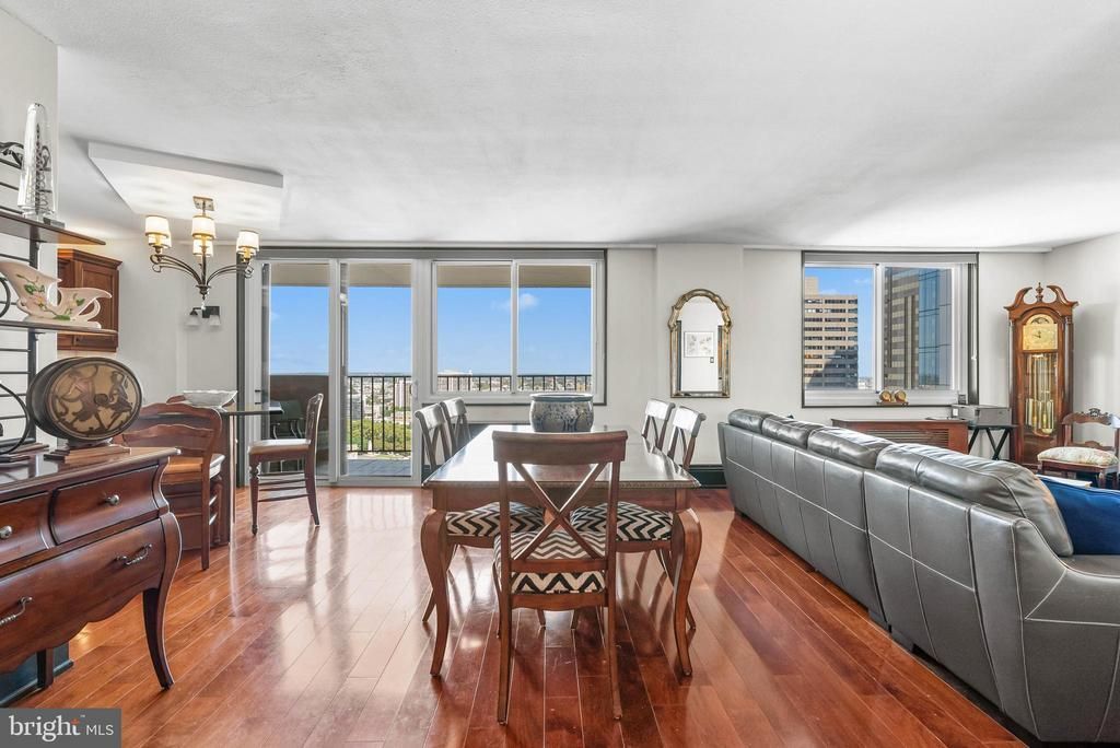 1901 45 John F Kennedy Boulevard, Unit 2806, Philadelphia, PA 19103 Main Photo