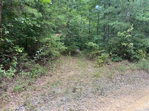 123 Retro Hughes Road , Graysville, TN 37338