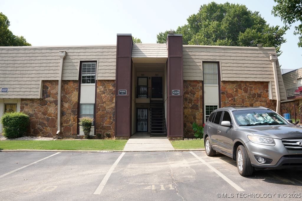4339 E 68th Street, Unit 502-C-1, Tulsa, OK 74136 Main Photo