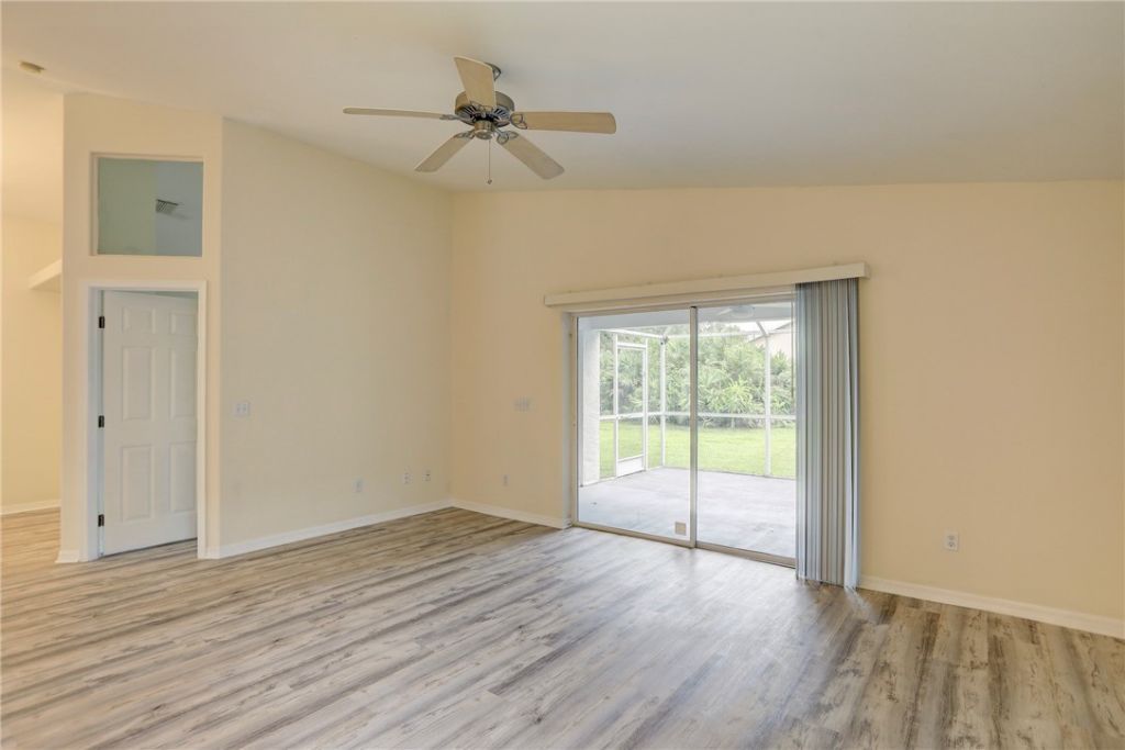 596 Willow Court, Sebastian, FL 32958 Photo