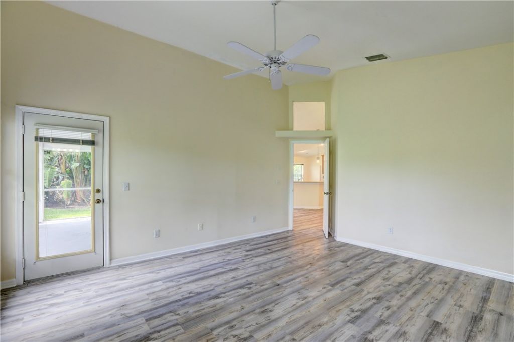 596 Willow Court, Sebastian, FL 32958 Photo
