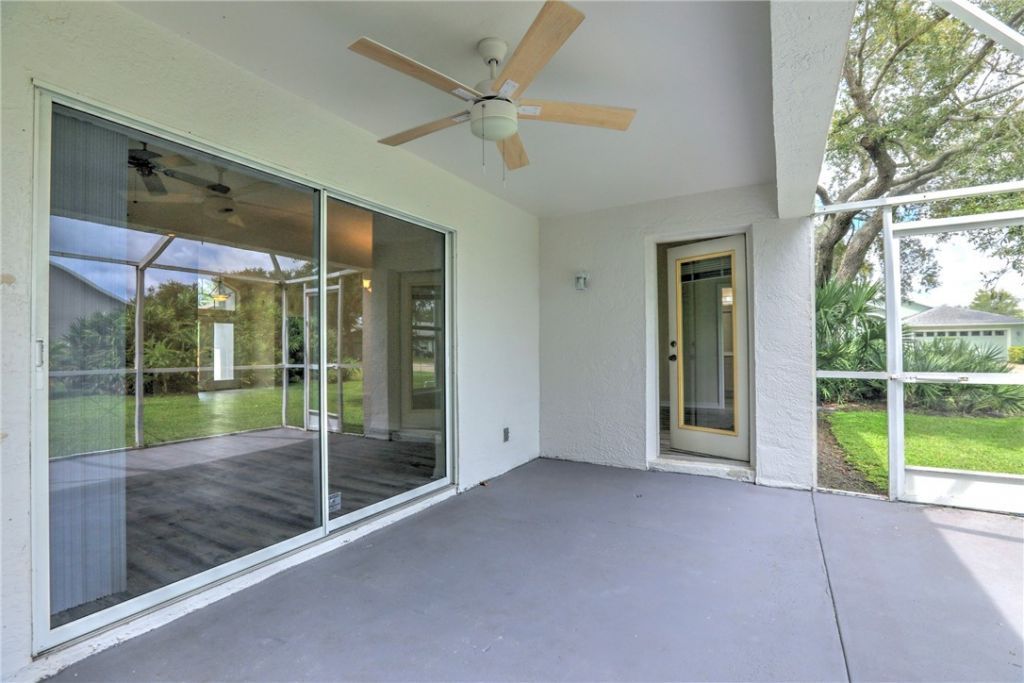 596 Willow Court, Sebastian, FL 32958 Photo