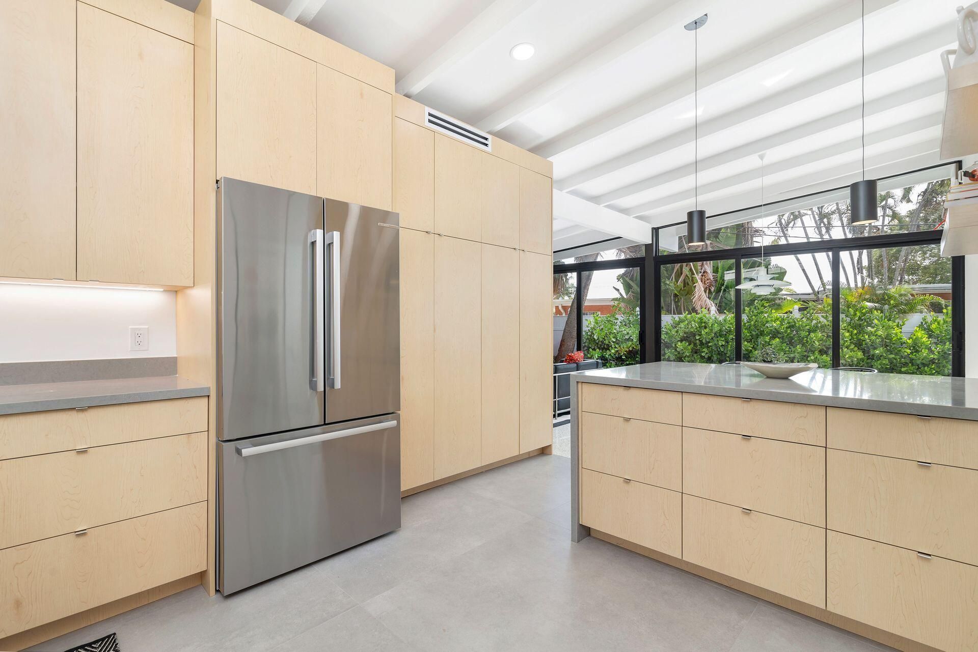 7512 W Lake Drive, Lake Clarke Shores, FL 33406 Photo