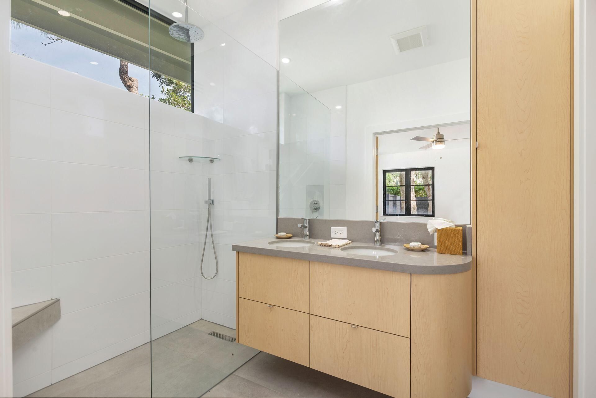 7512 W Lake Drive, Lake Clarke Shores, FL 33406 Photo