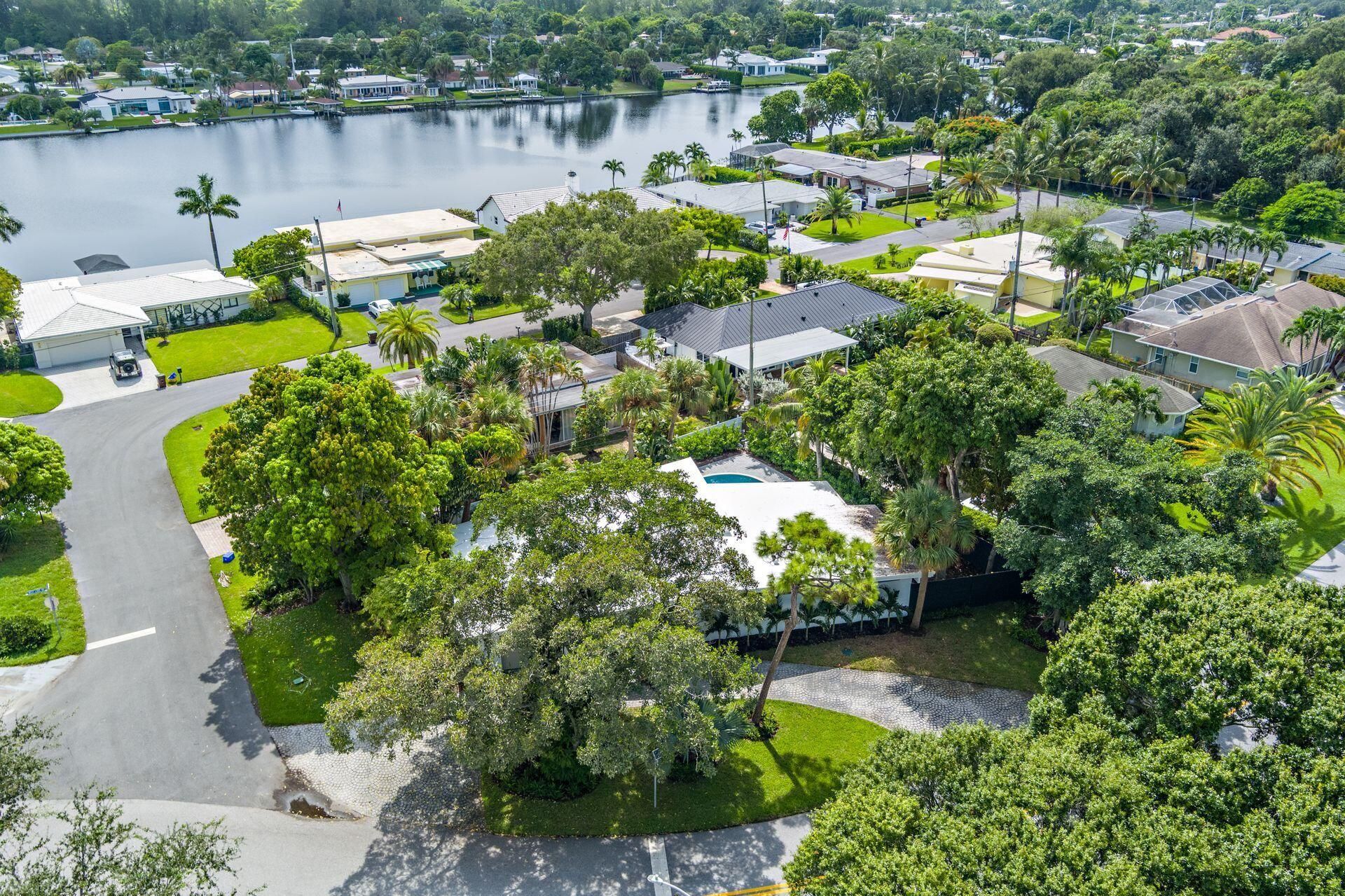 7512 W Lake Drive, Lake Clarke Shores, FL 33406 Photo