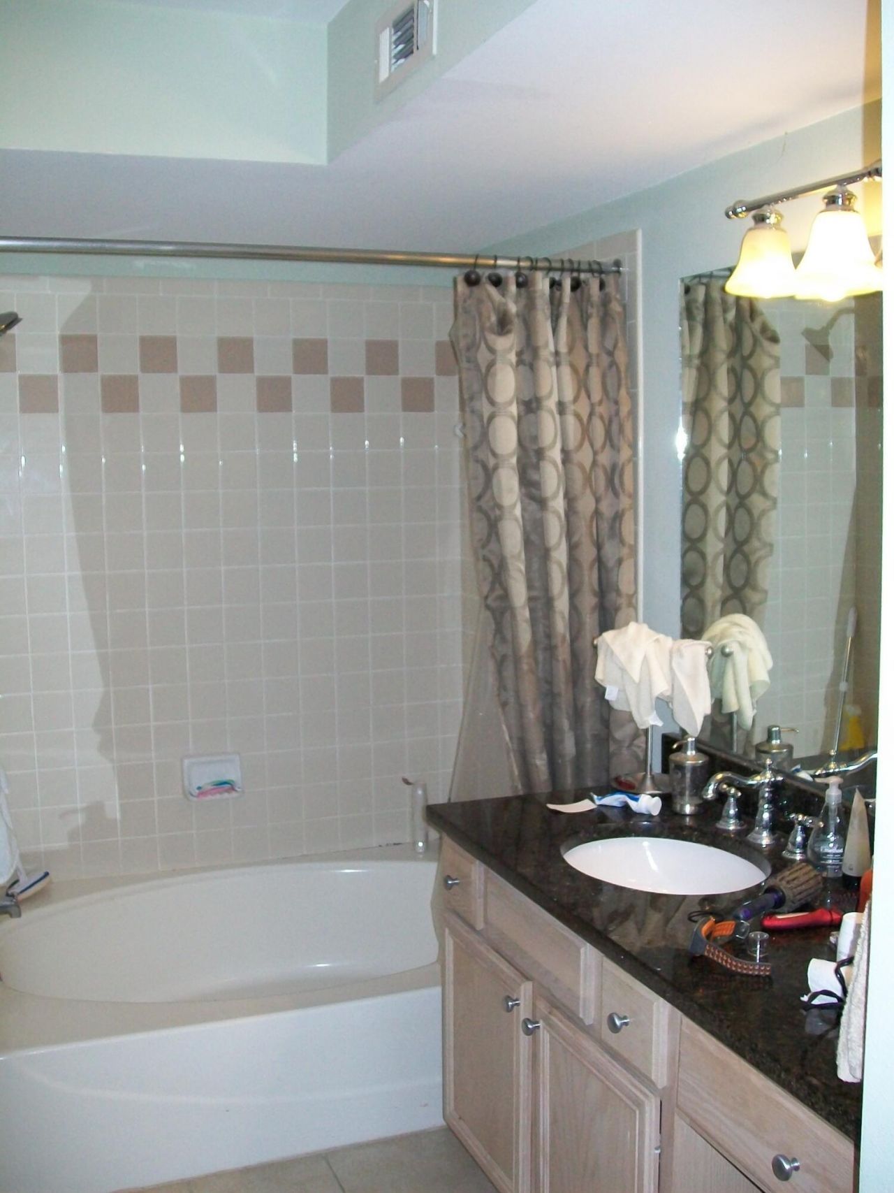 700 Daniel Ellis Drive Photo 16