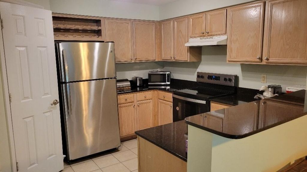 700 Daniel Ellis Drive Photo 7