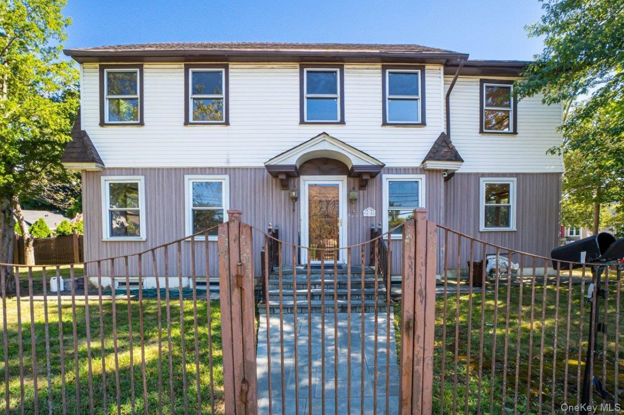 9001 215th Street, Queens Village, NY 11428 Main Photo