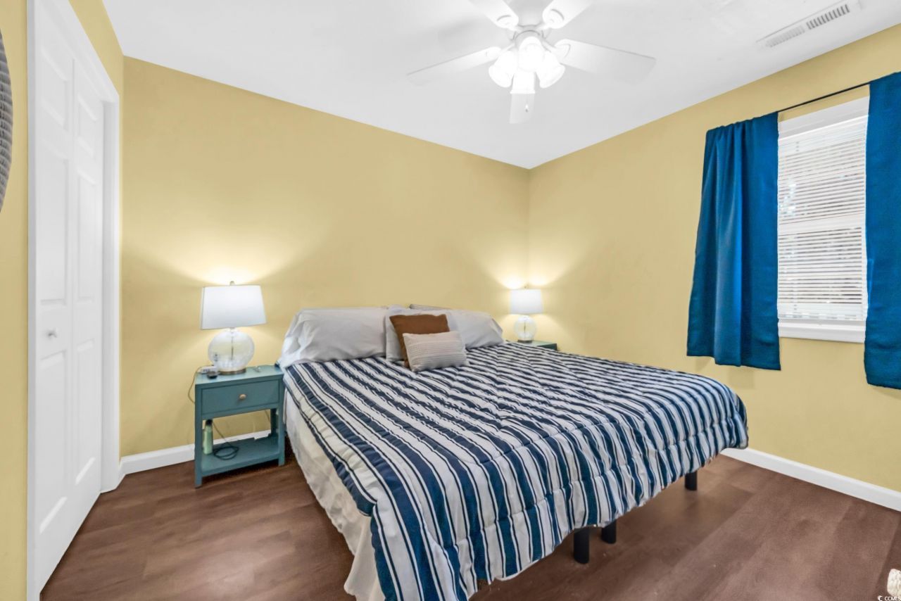 581 Blue River Ct. Photo 11