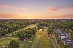 581 Blue River Ct. photo 4