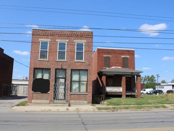 1227 Cleveland Avenue, Columbus, OH 43201