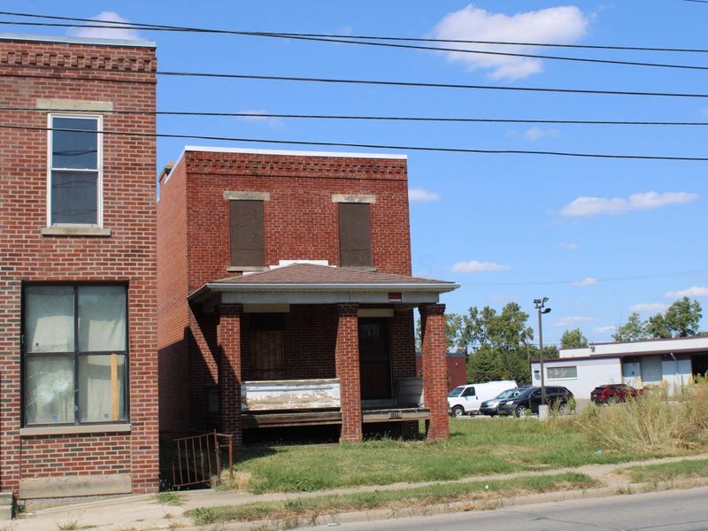 1227 Cleveland Avenue, Columbus, OH 43201 Photo 4