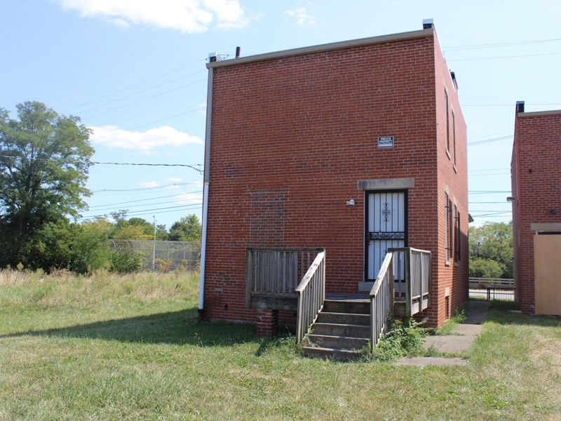 1227 Cleveland Avenue, Columbus, OH 43201 Photo 9