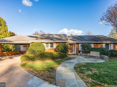 4714 33RD STREET N, ARLINGTON, VA 22207