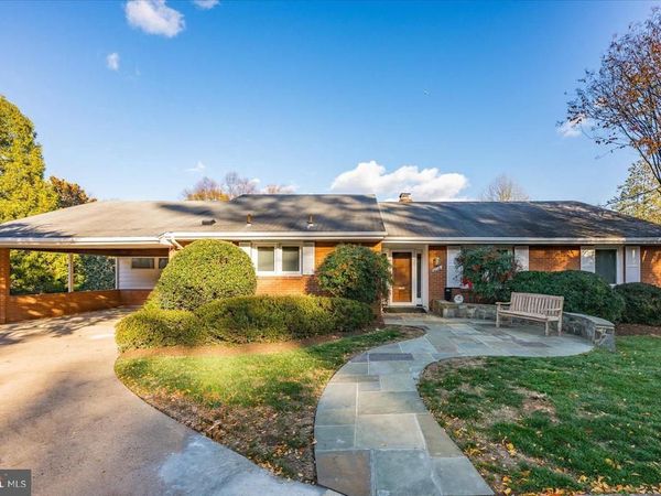 4714 33RD STREET N, ARLINGTON, VA 22207