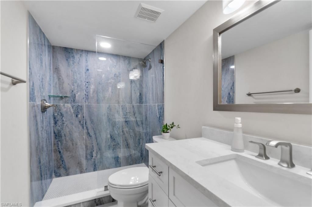 10686 Gulf Shore Dr, Unit A105, Naples, FL 34108 Photo