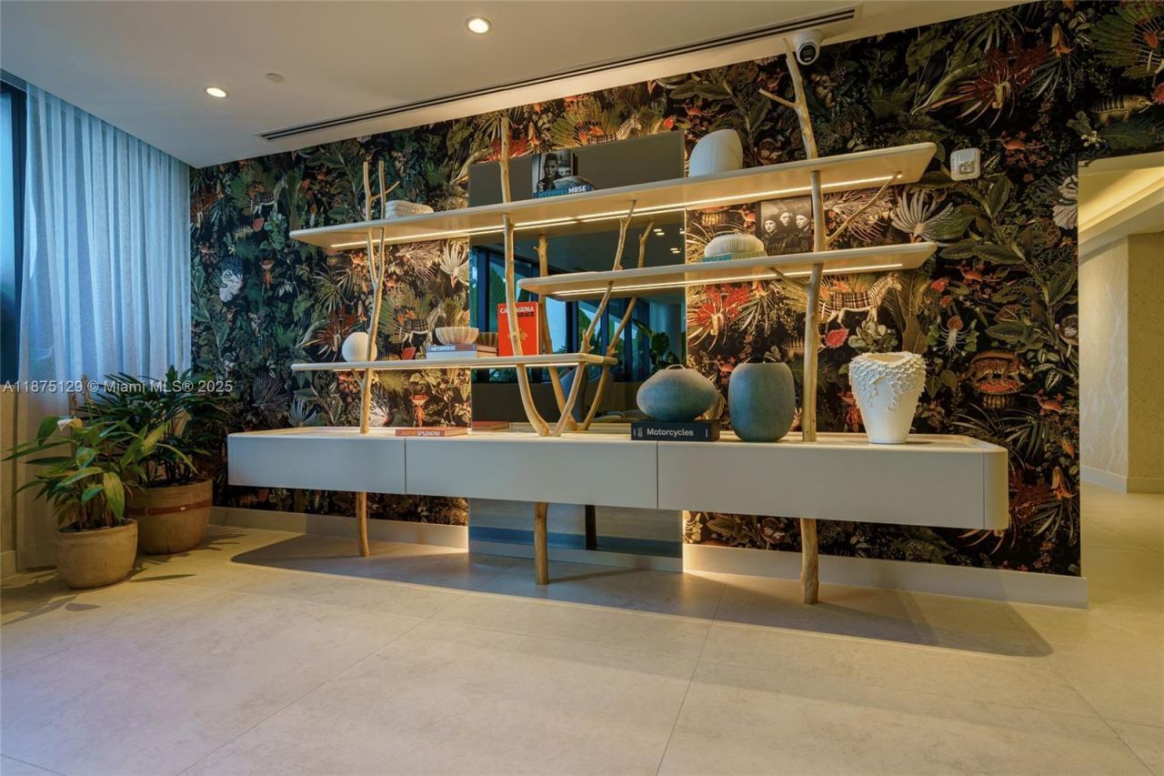 700 NE 24th St, Unit 1706, Miami, FL 33137 Photo