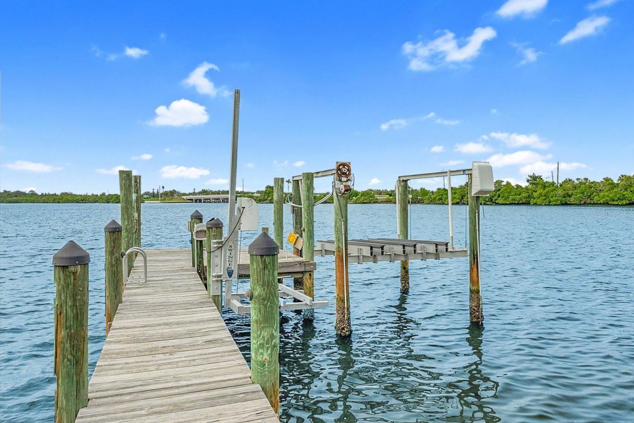 5539 2nd Avenue Circle W, Palmetto, FL 34221 Photo