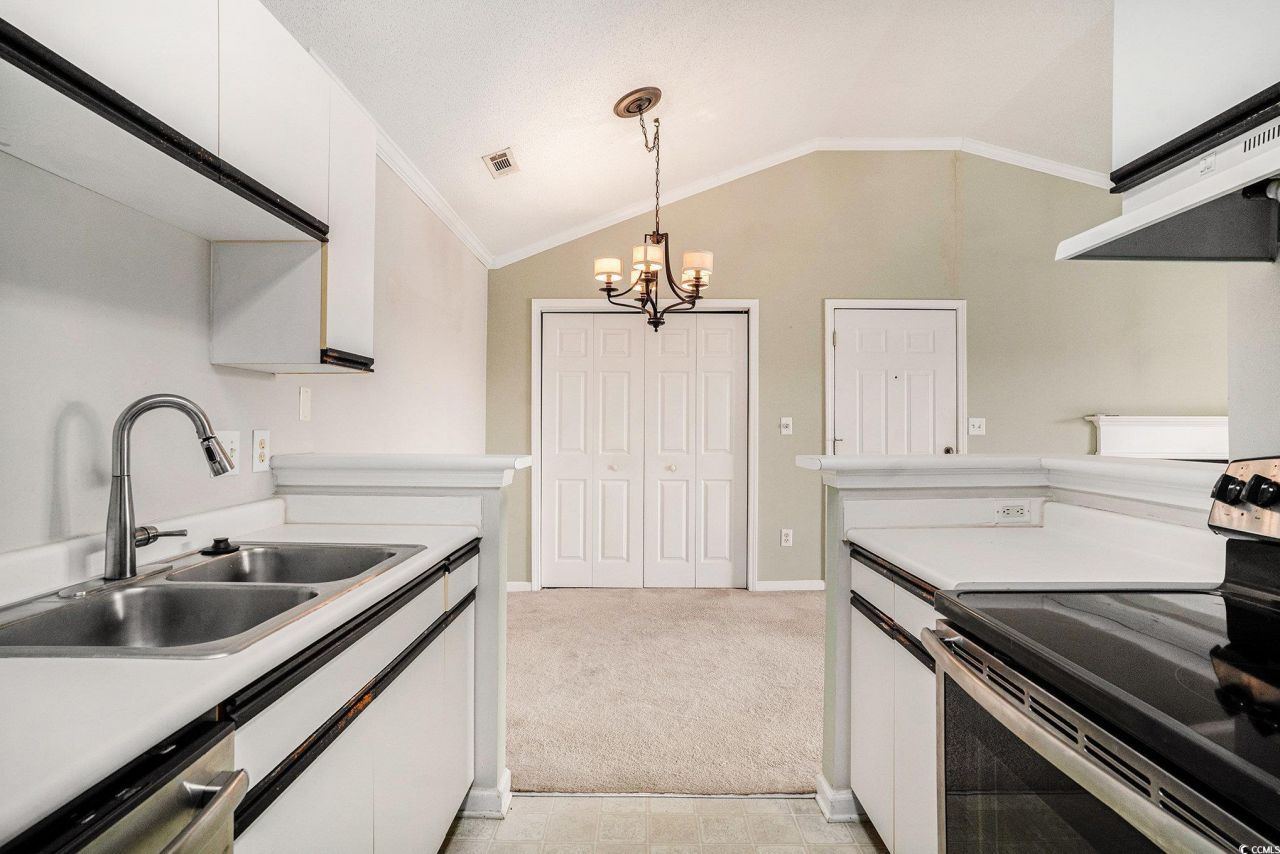 3792 Hitchcock Way Photo 13