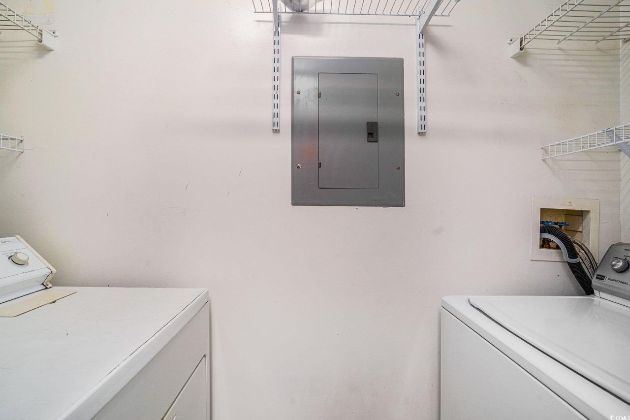 3792 Hitchcock Way Photo 19