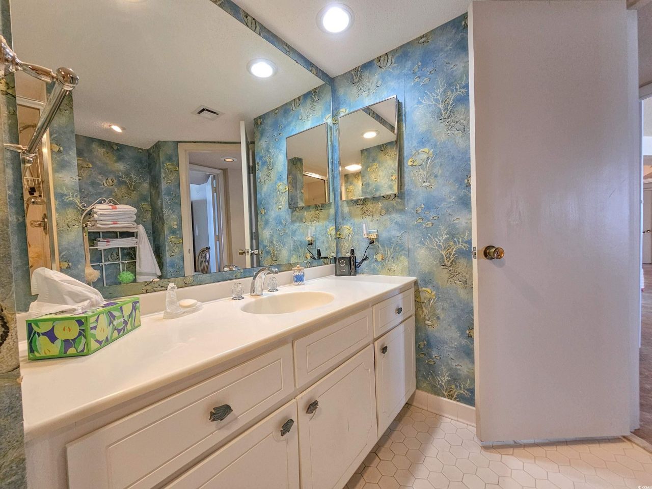 9650 Shore Dr. Photo 26