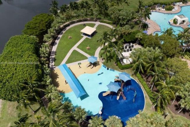 9770 Scribner Ln, Wellington, FL 33414 Photo