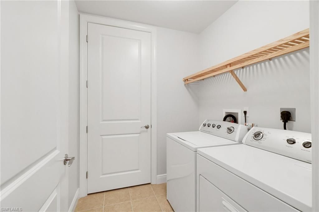 23161 Fashion Dr, Unit 311, Estero, FL 33928 Photo